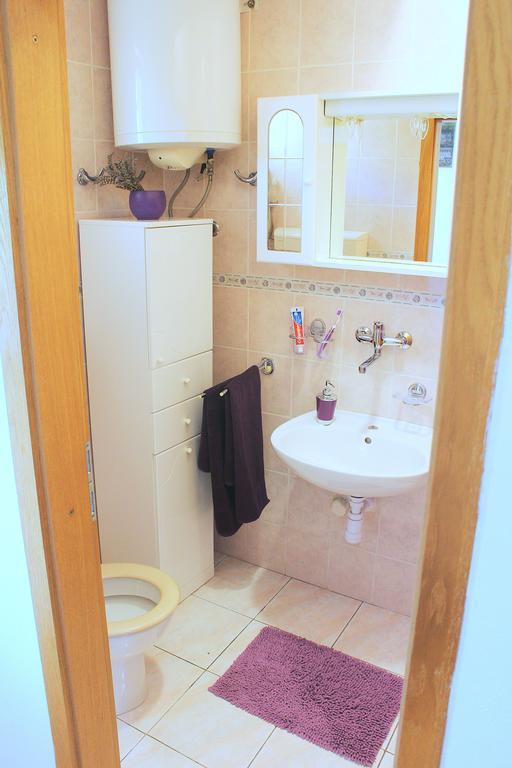 Apartment Teraferma Komiza Ngoại thất bức ảnh